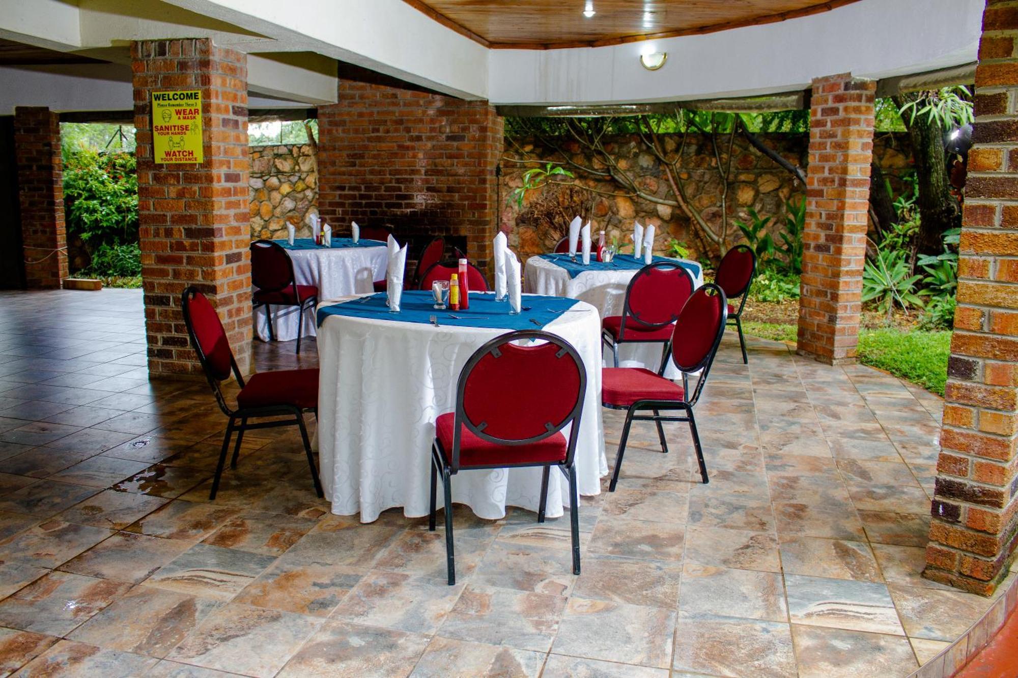 Matilinda Lodge Bulawayo Eksteriør bilde