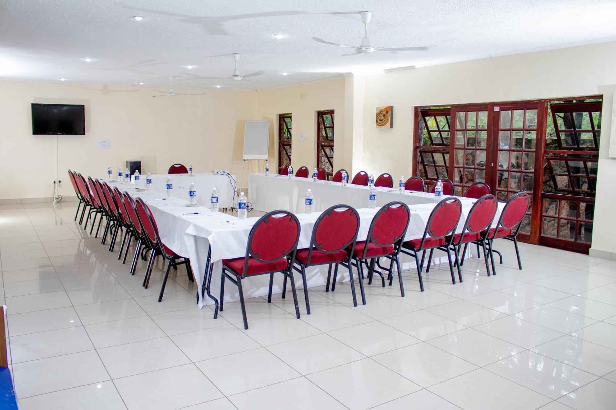 Matilinda Lodge Bulawayo Eksteriør bilde